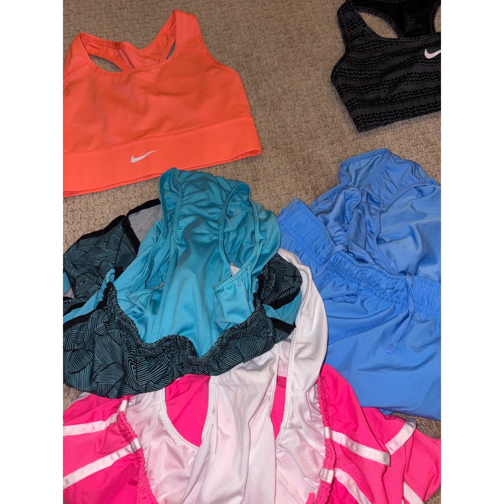 Nike Womens Dri-FIT 6 Piece Activewear Bundle Sports Bras XS Running Shorts S - Picture 7 of 8